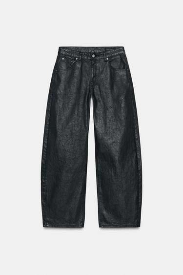 ZW COLLECTION CRACKLED LOW-RISE BARREL JEANS - Black by Zara