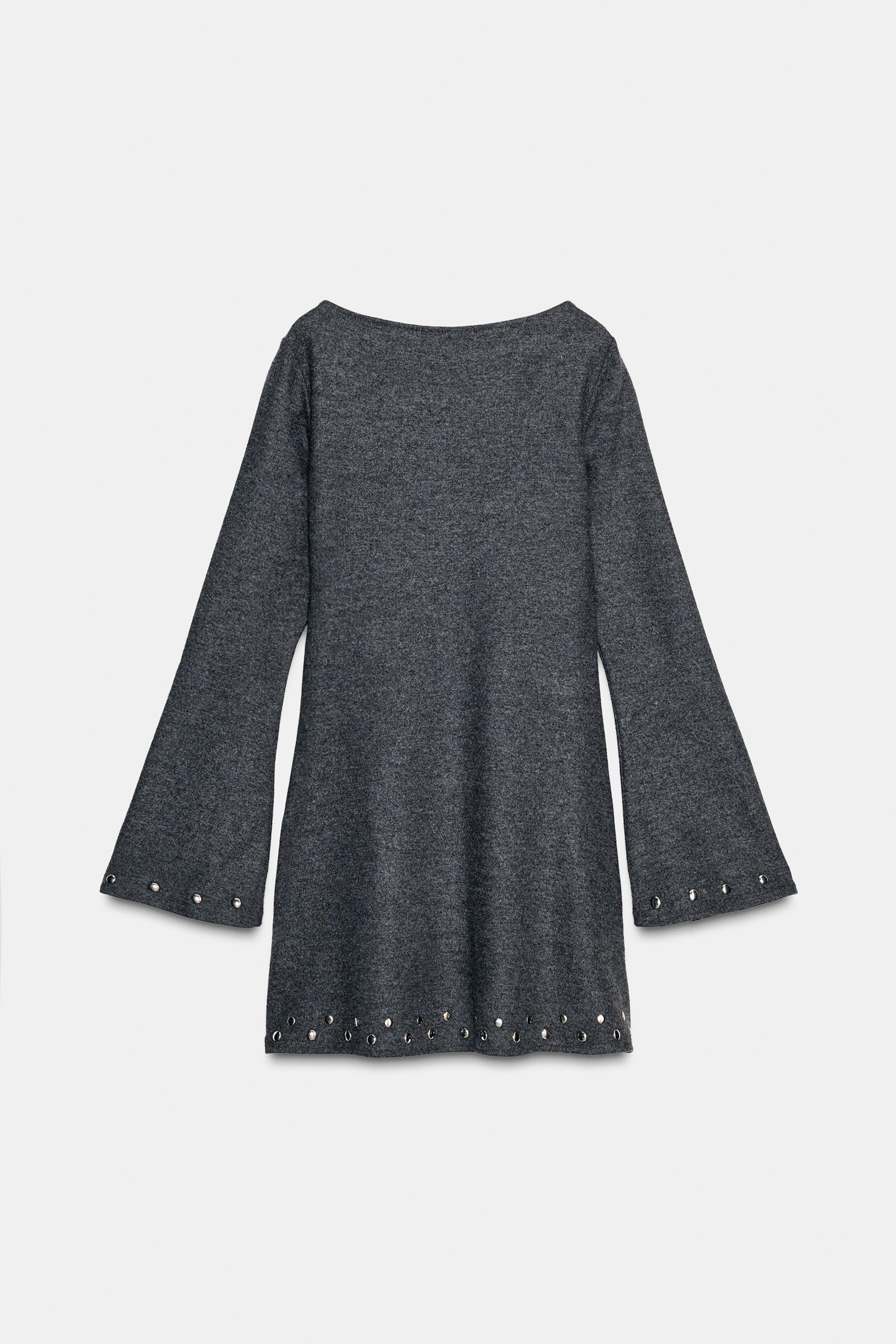 ROBE COURTE SOFT À CLOUS