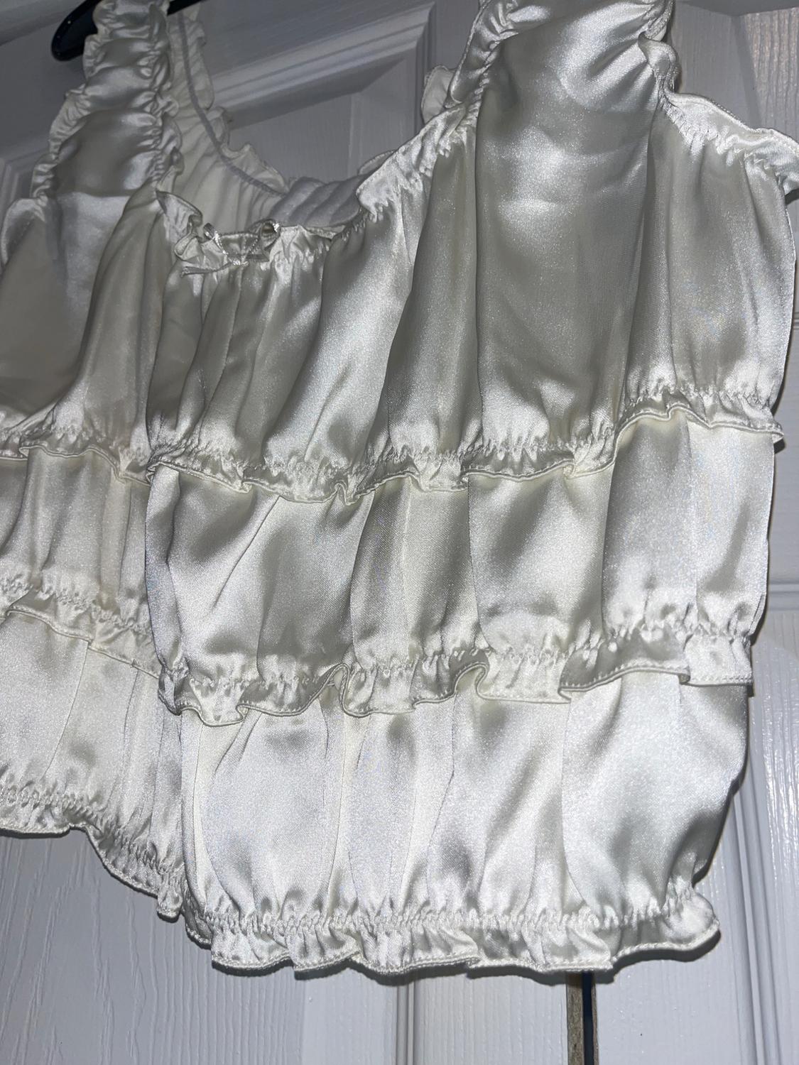 TOP SATINADO VOLANTES - Image 4