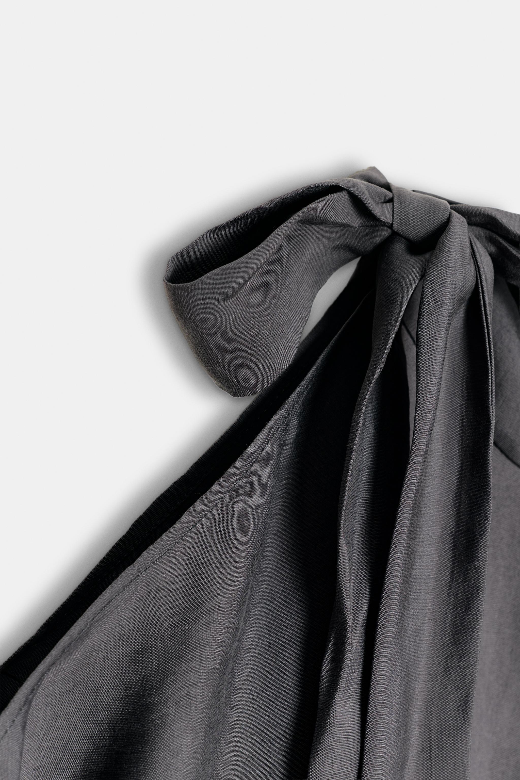 SHOULDER CUT-OUT BLOUSE WITH TIE