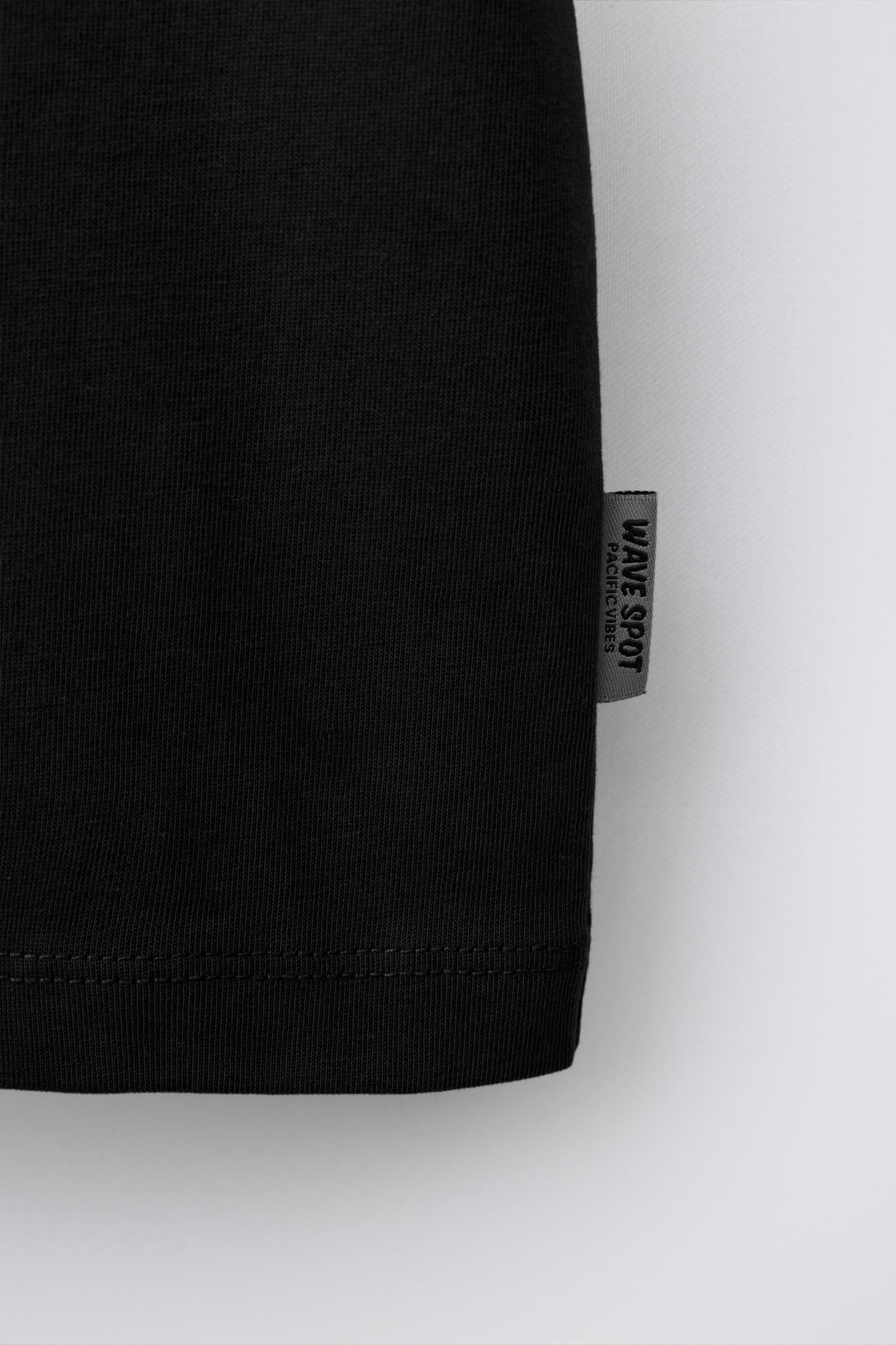 T-SHIRT AND SHORTS SET WITH TEXT