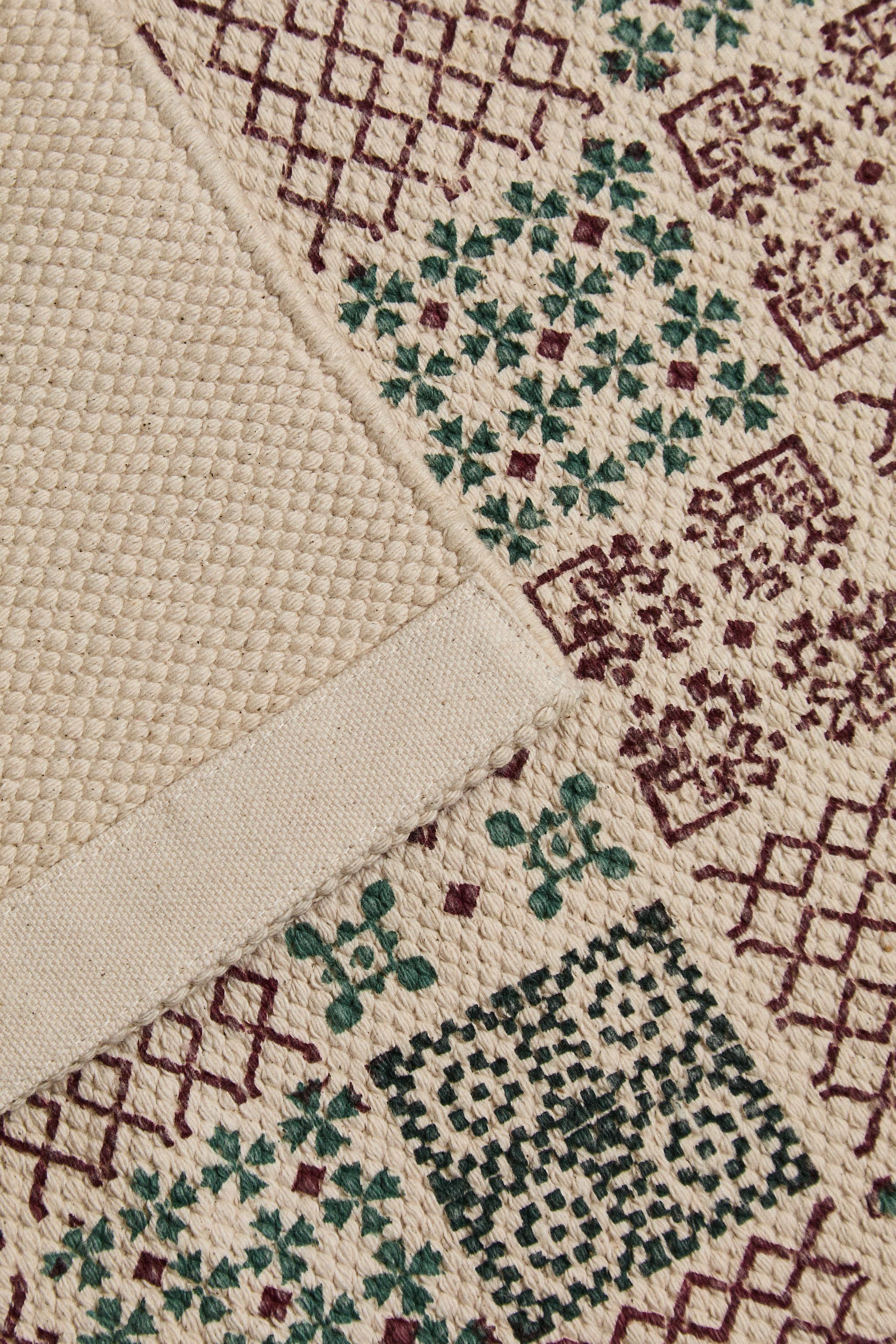 CHRISTMAS BLOCK PRINT COTTON AREA RUG