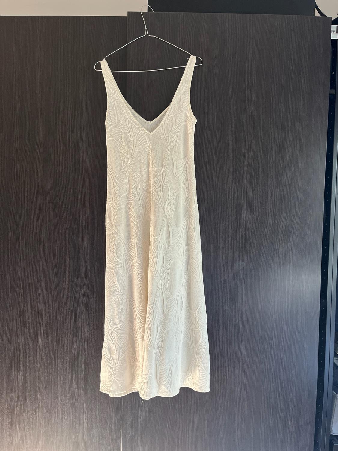 TEXTURED SLIP DRESS - Image 2