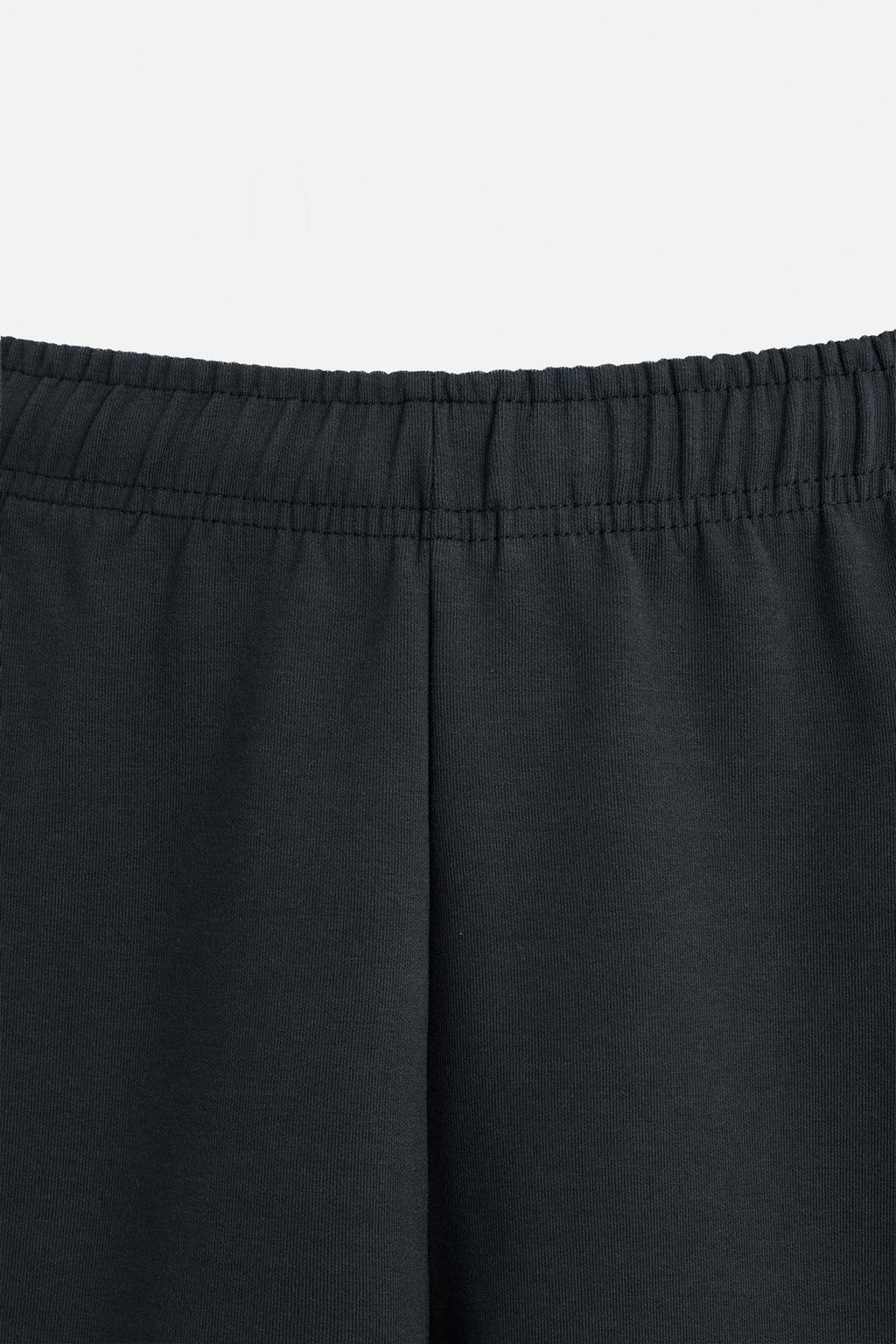 Thumbnail image for بنطلون JOGGER تقني OVERSIZE FIT