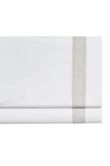 COTTON FLAT SHEET WITH LINEN BORDER - أبيض الخاص بـ Zara