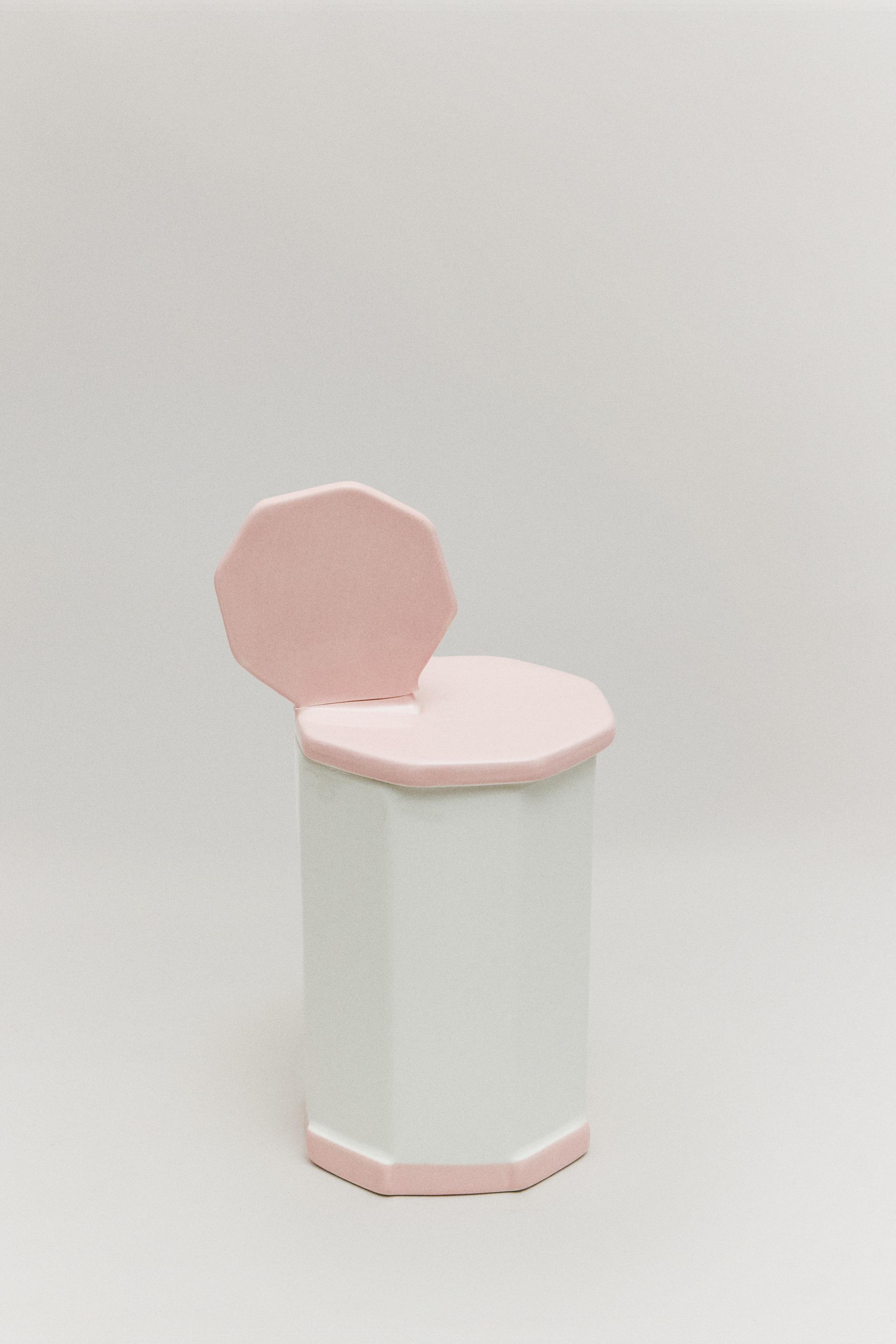 LES AMIES CANDLE 01