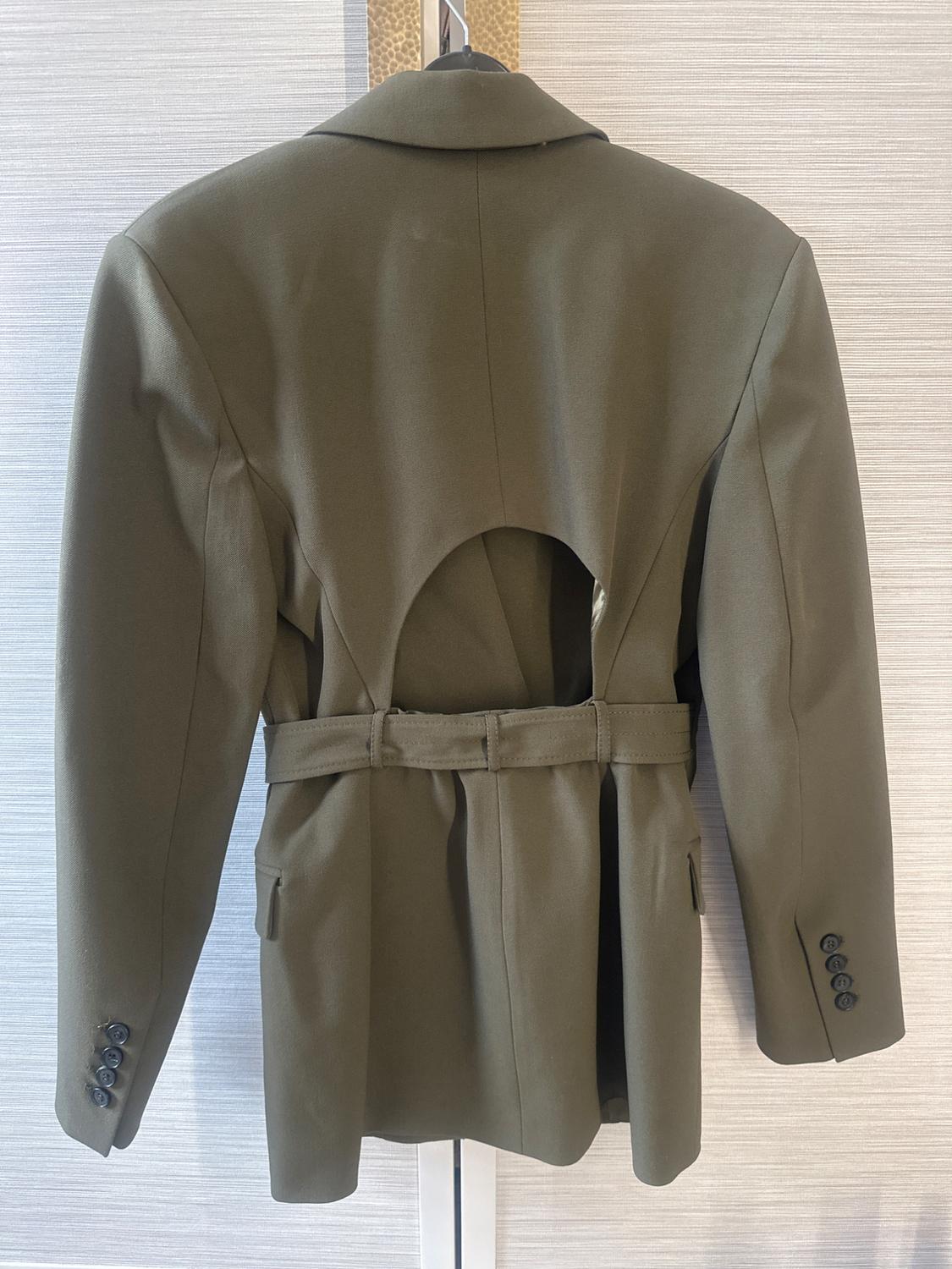CUT-OUT BLAZER WITH BELT - Image 2