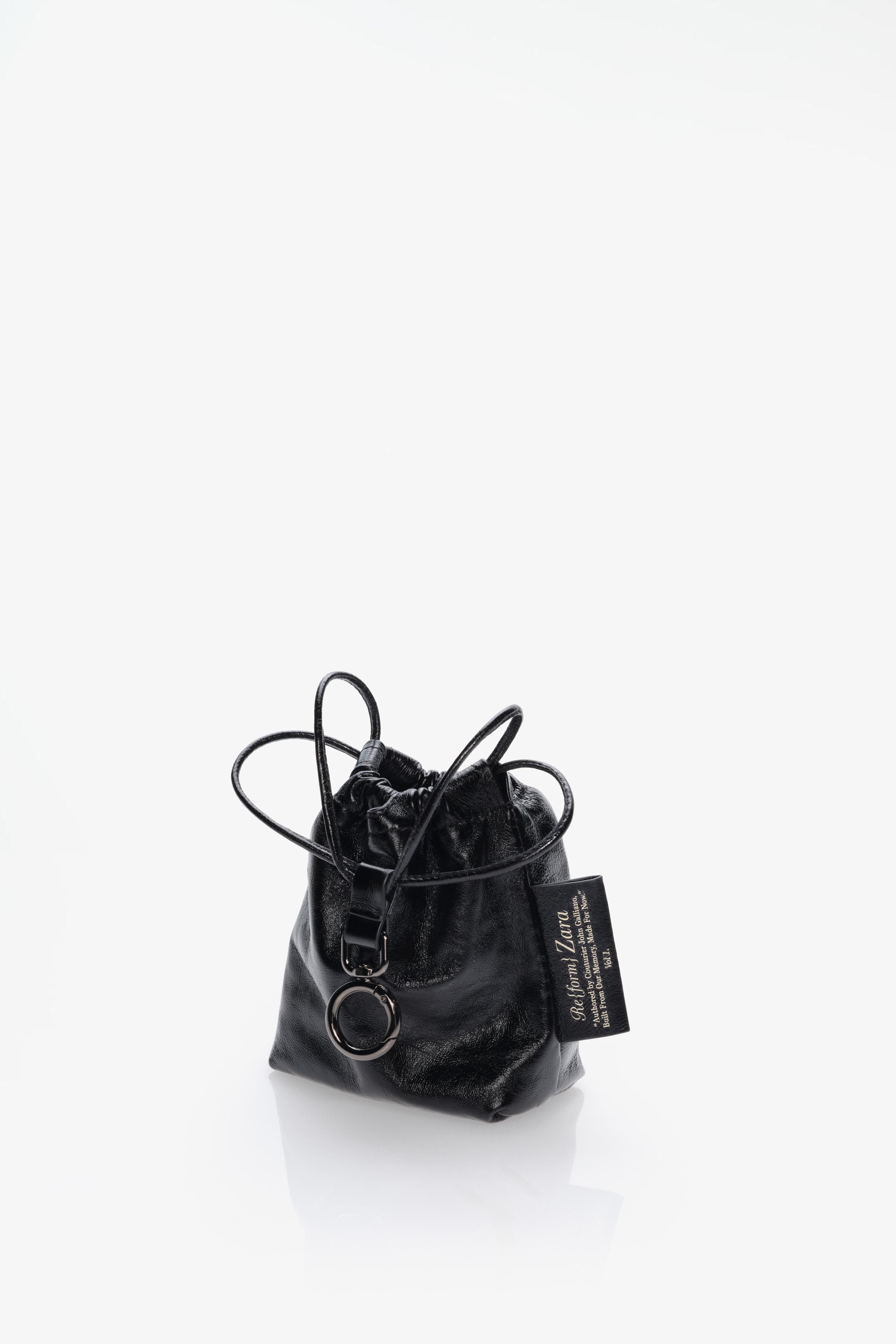 LIMITED EDITION TRI-CHIC LEATHER CHARM - Black | ZARA United States