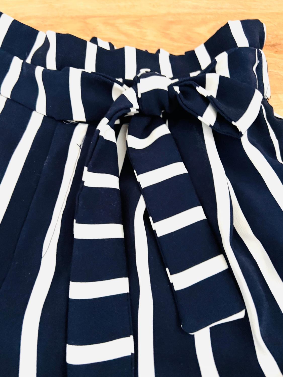CROPPED TROUSERS WITH SIDE TIE - Image 3