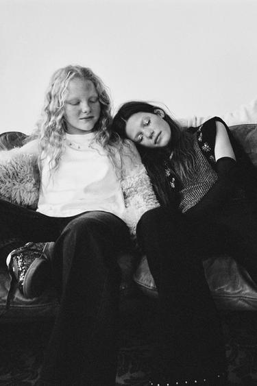 LOOK - Brick by Zara