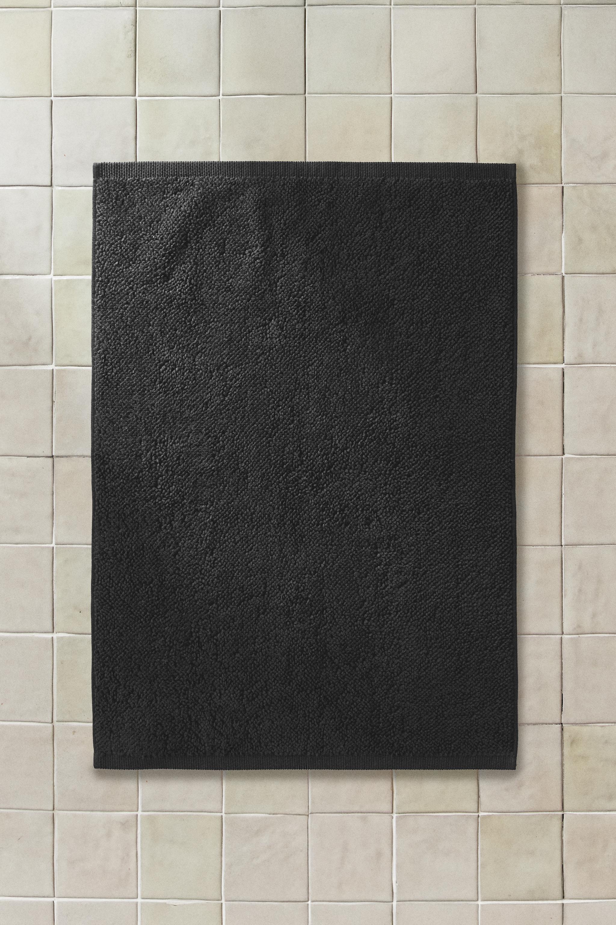 NON-SLIP PLAIN BATH MAT