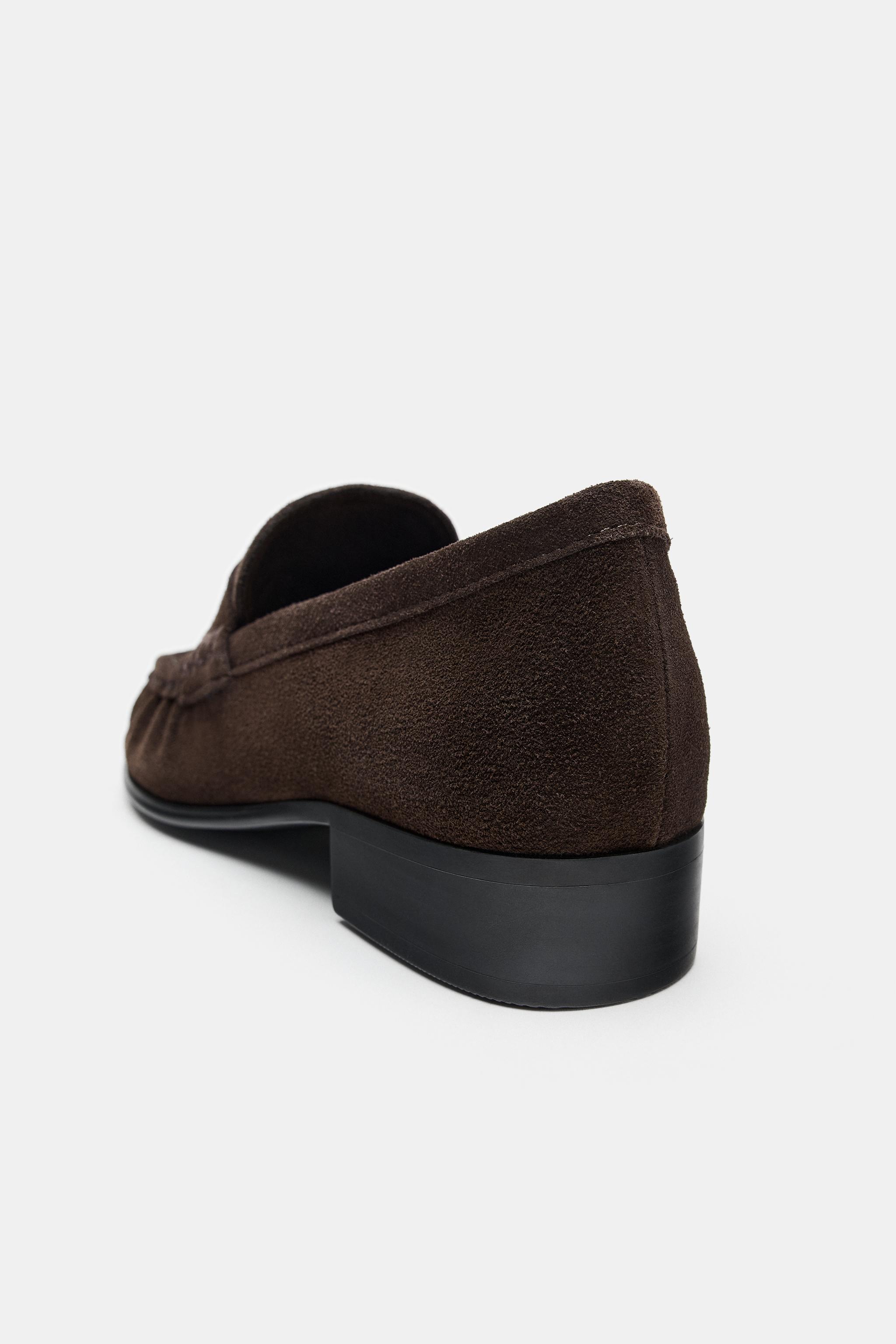 GATHERED SUEDE LOAFERS