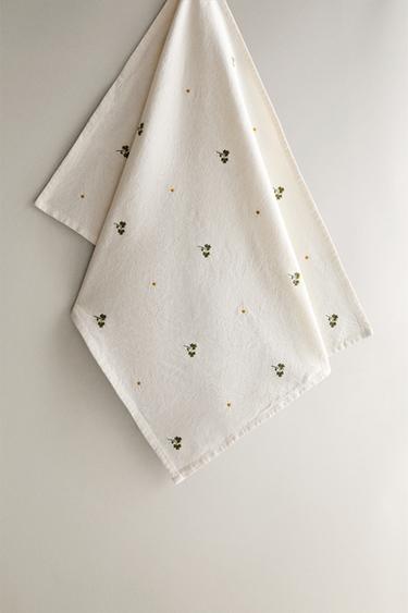 TORCHON BRODÉ TRÈFLE - Vert de Zara