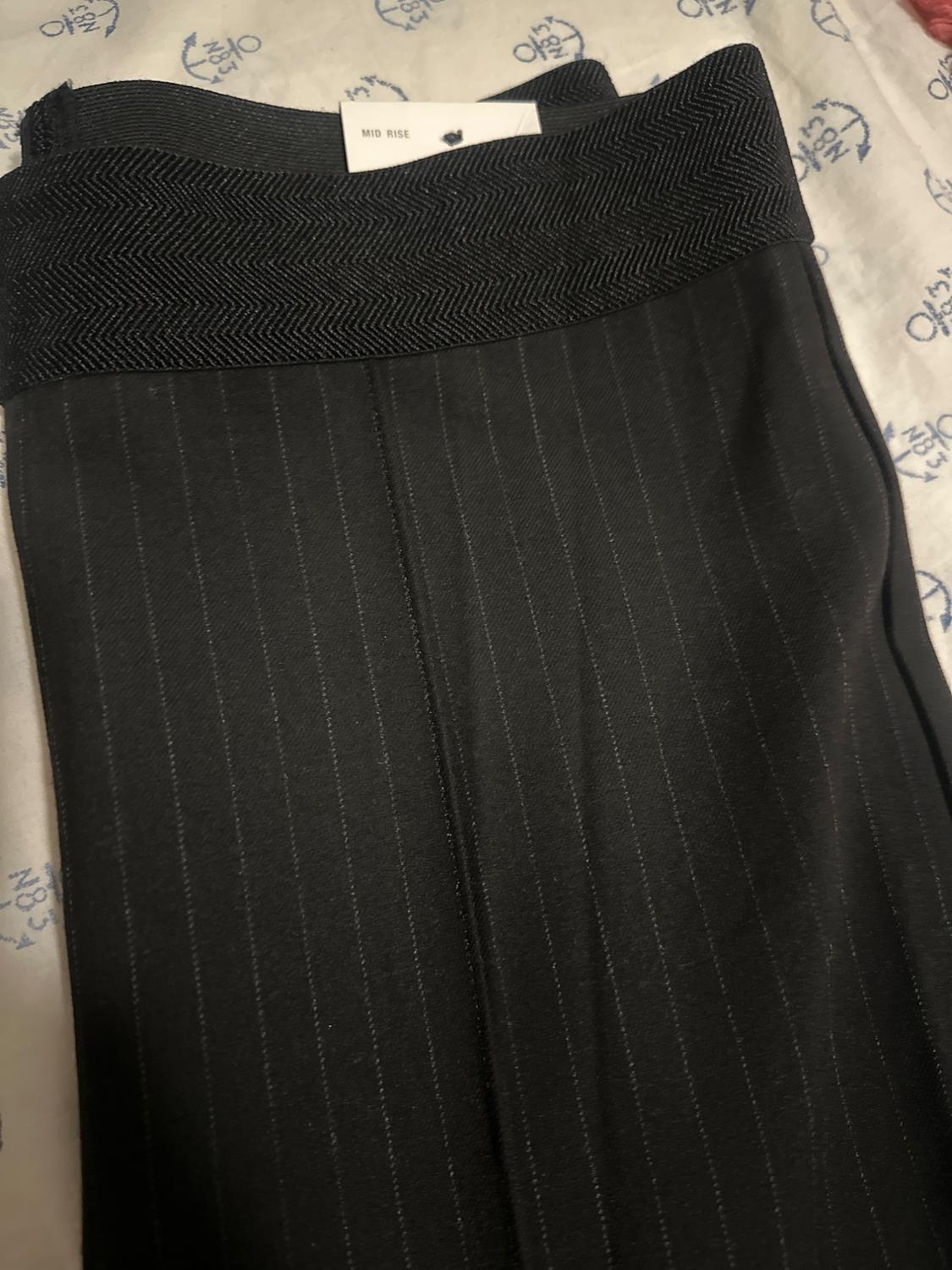 LEGGINGS MINI FLARE RAYAS - Image 3