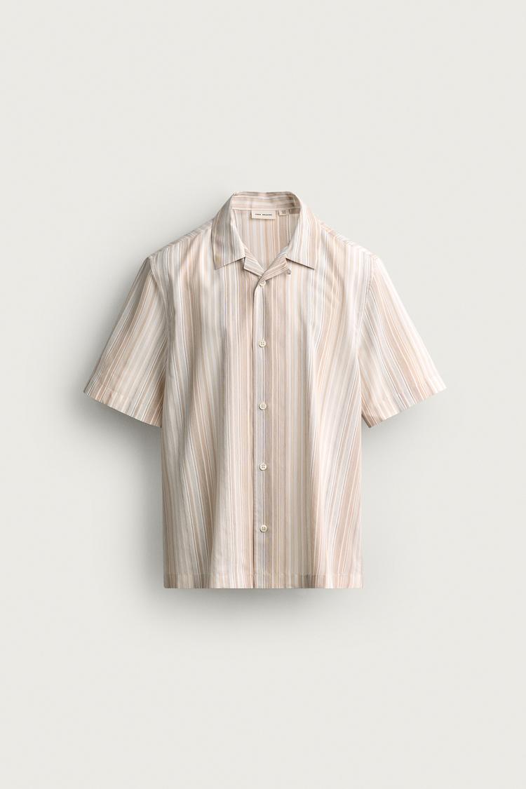Camisa regular fit rayas