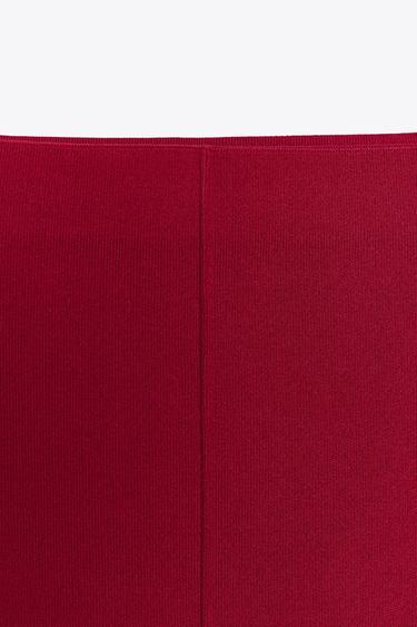 MINI JUPE EN MAILLE UNIE - Rouge foncé de Zara - Image 3