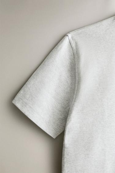 T-SHIRT MANCHES COURTES EN COTON - Gris de Zara - Image 2