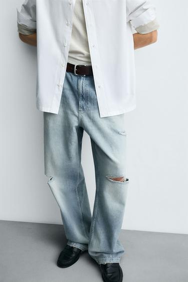 RIPPED BAGGY FIT JEANS - Light blue by Zara
