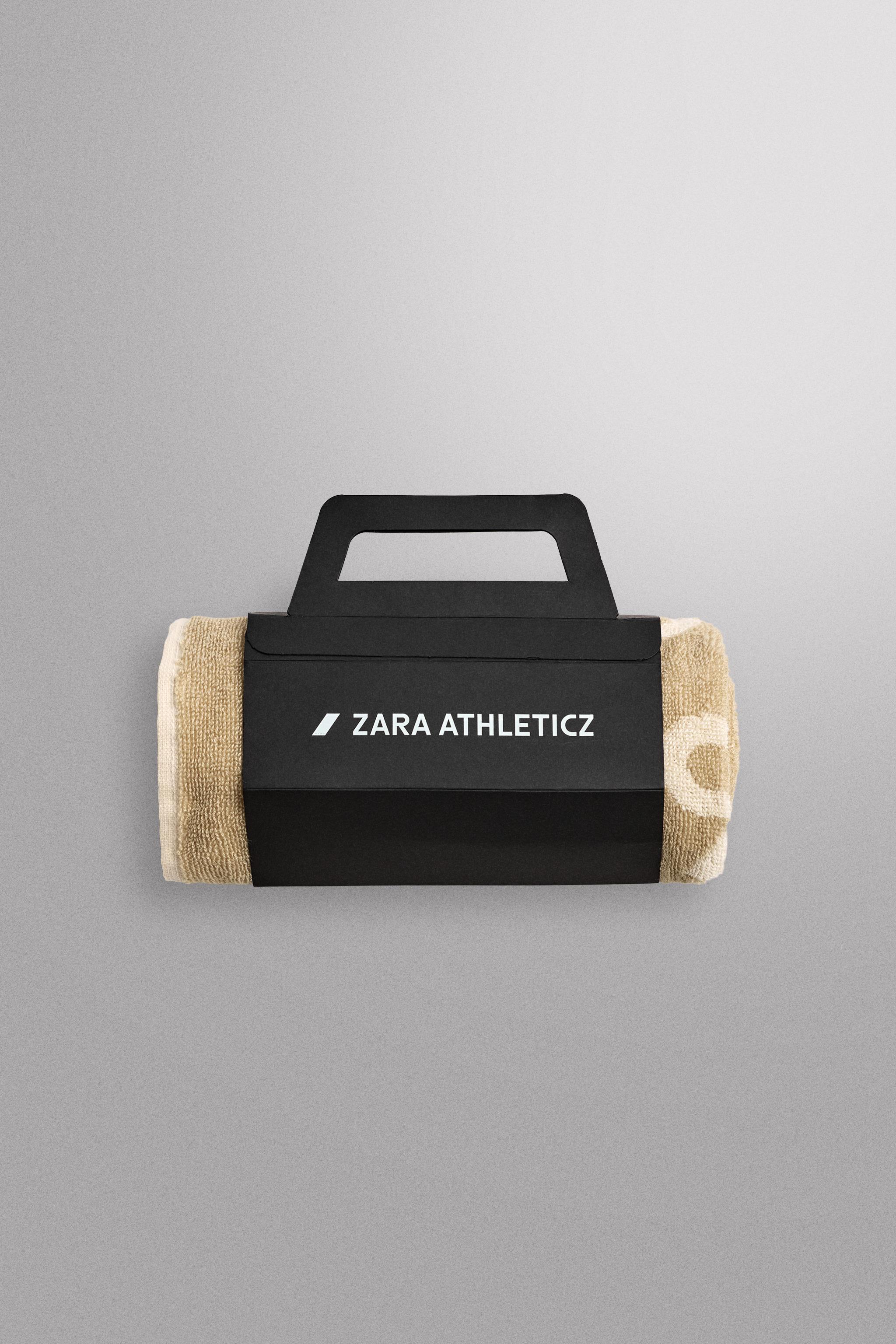 SMALL TRAINING TOWEL