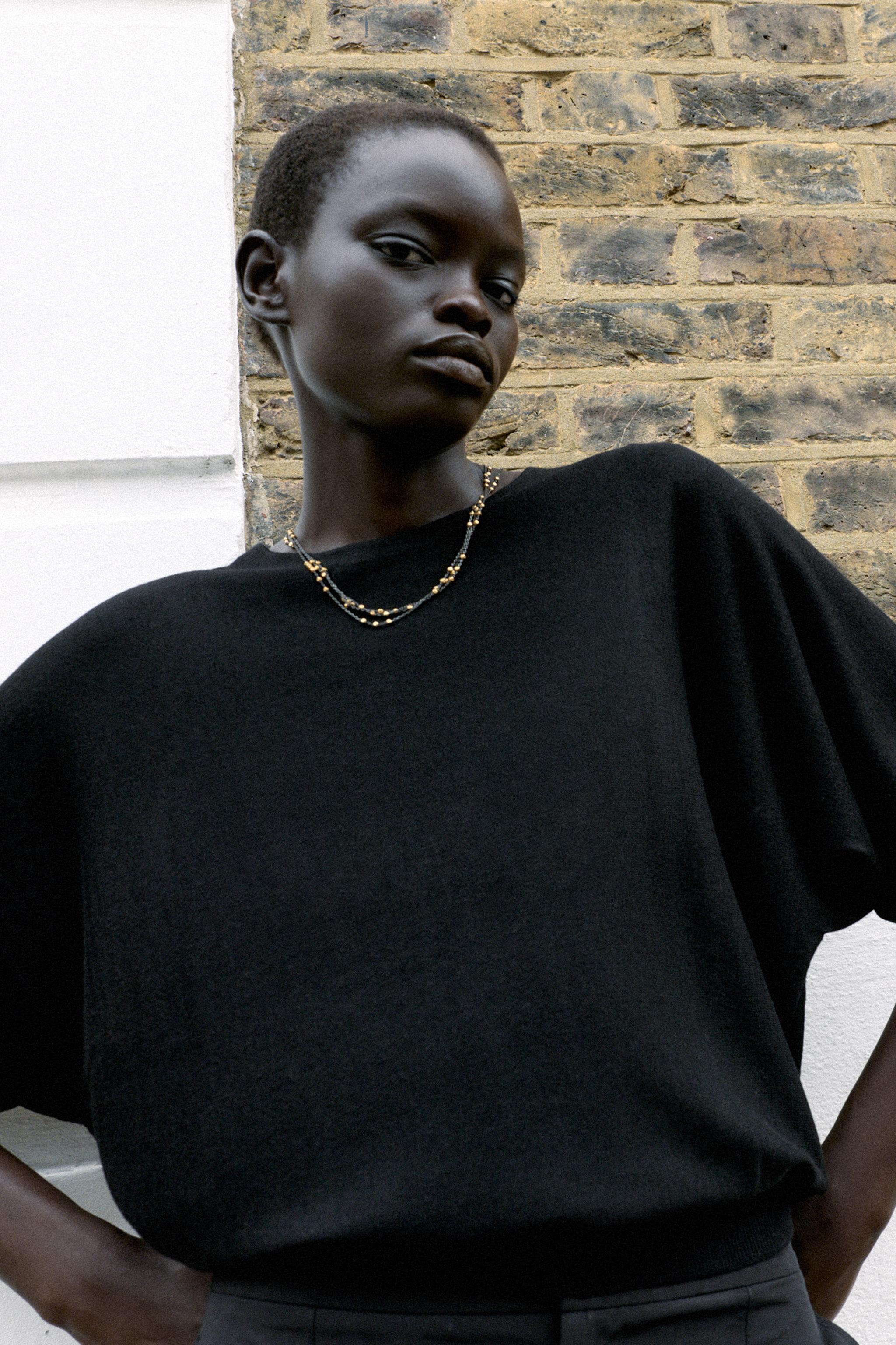 THREE-QUARTER SLEEVE KNIT JUMPER