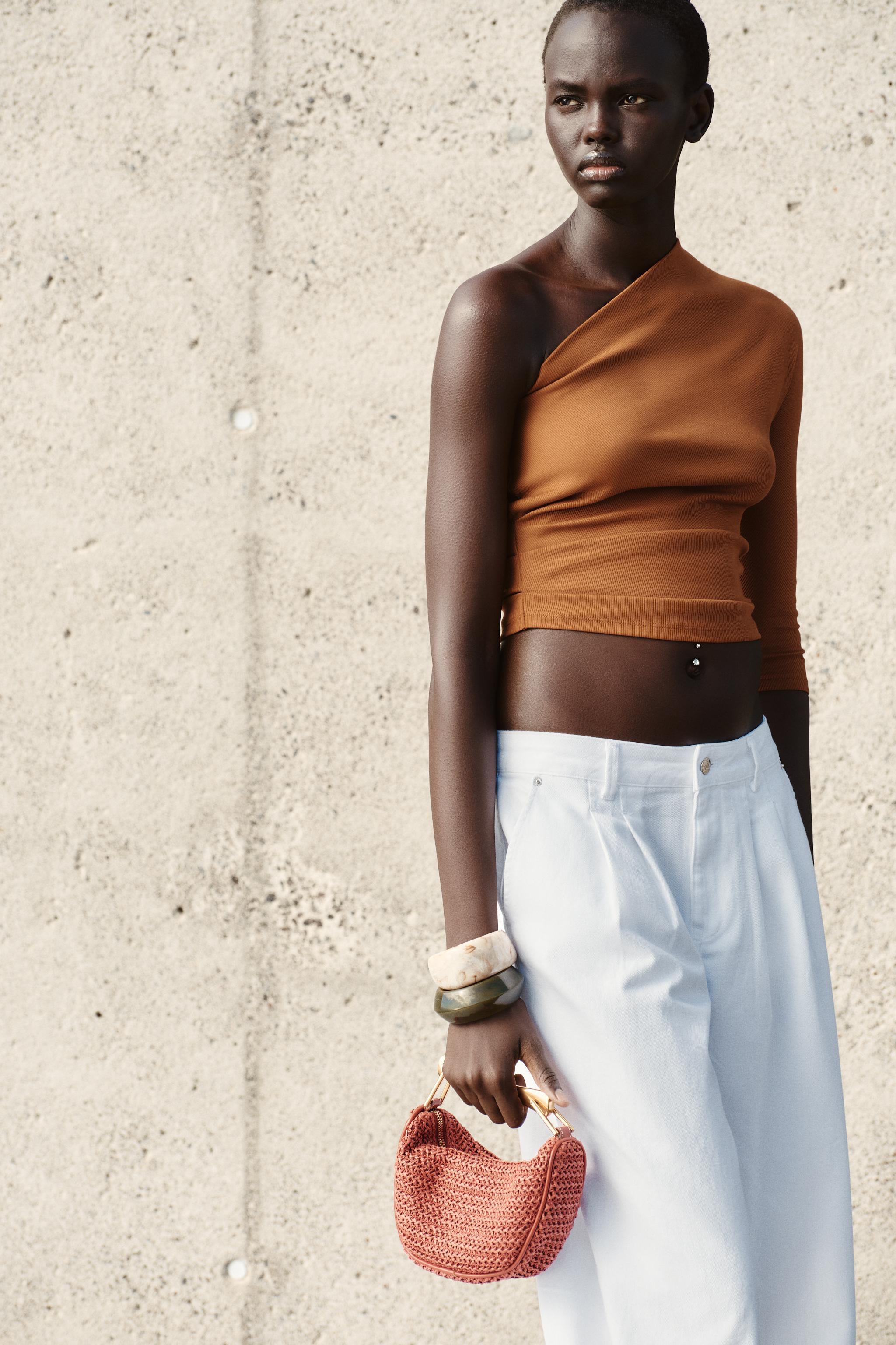 メタルハンドル付きミニバッグ - ゴールド | ZARA Japan / 日本