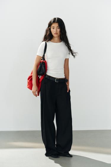 PANTALON FLUIDE À PLIS - Noir de Zara