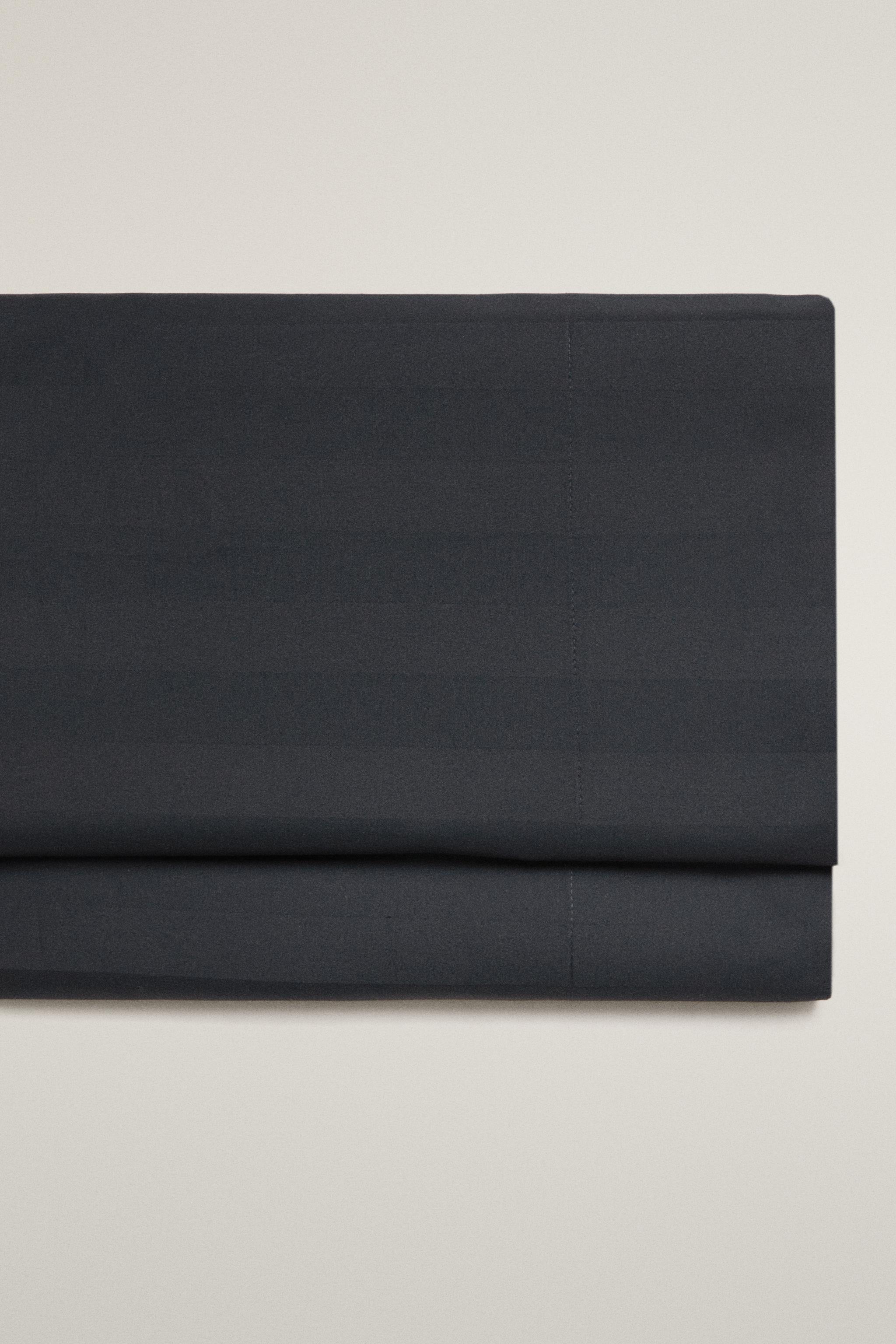 STRIPED SATEEN FLAT SHEET (500 THREAD COUNT) — MIDNIGHT BLUE