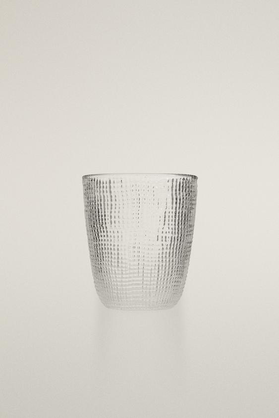 COPO DE VIDRO COM RELEVO - Transparente da Zara - Imagem 0