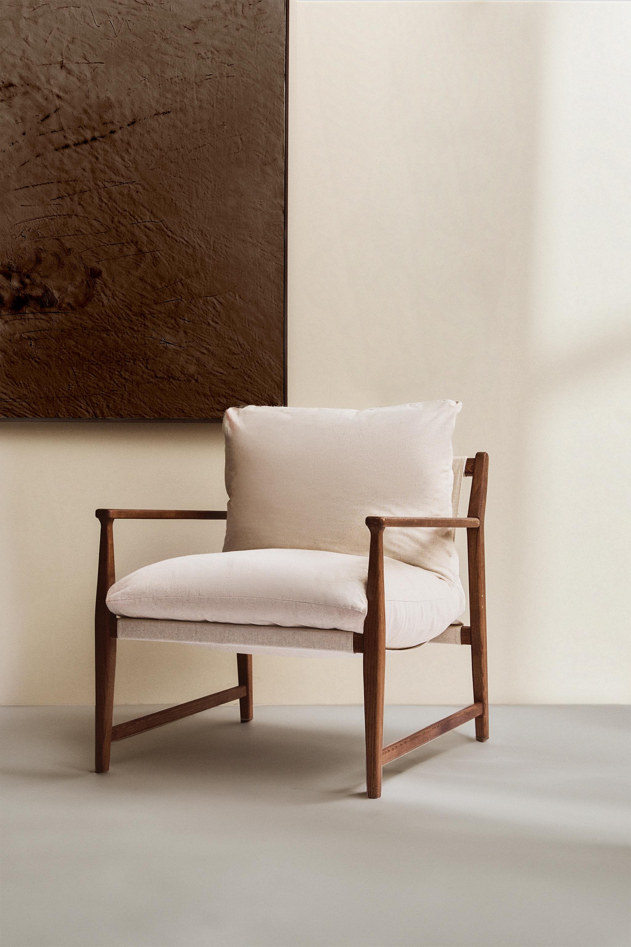 WOODEN ACCENT CHAIR WITH REMOVABLE CUSHION Light beige ZARA