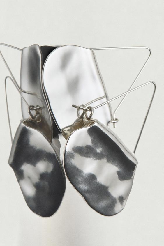 Zara Envelope earrings - LIMITED EDITION - Silver - Image 0