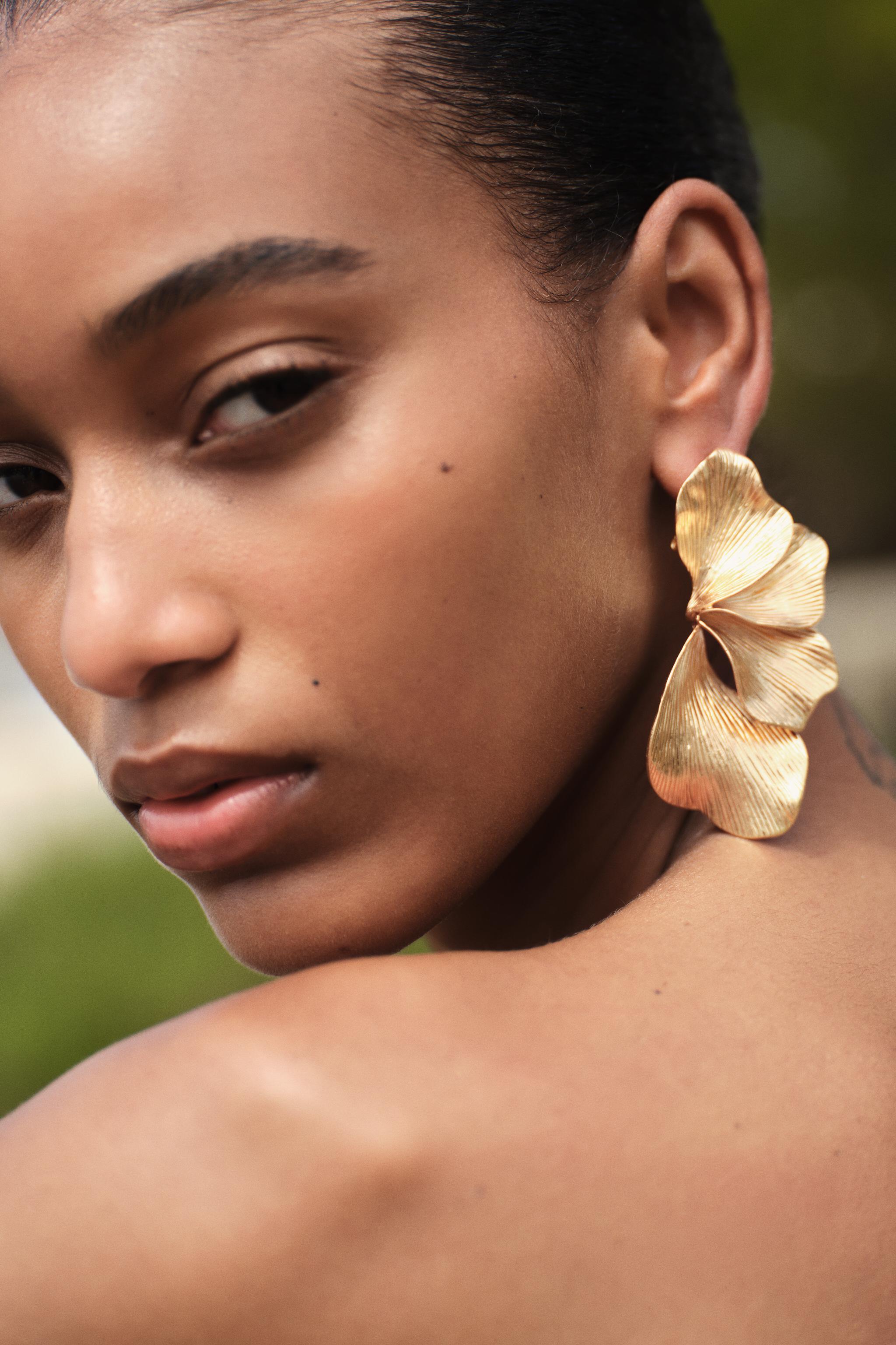 Zara earrings gold hotsell