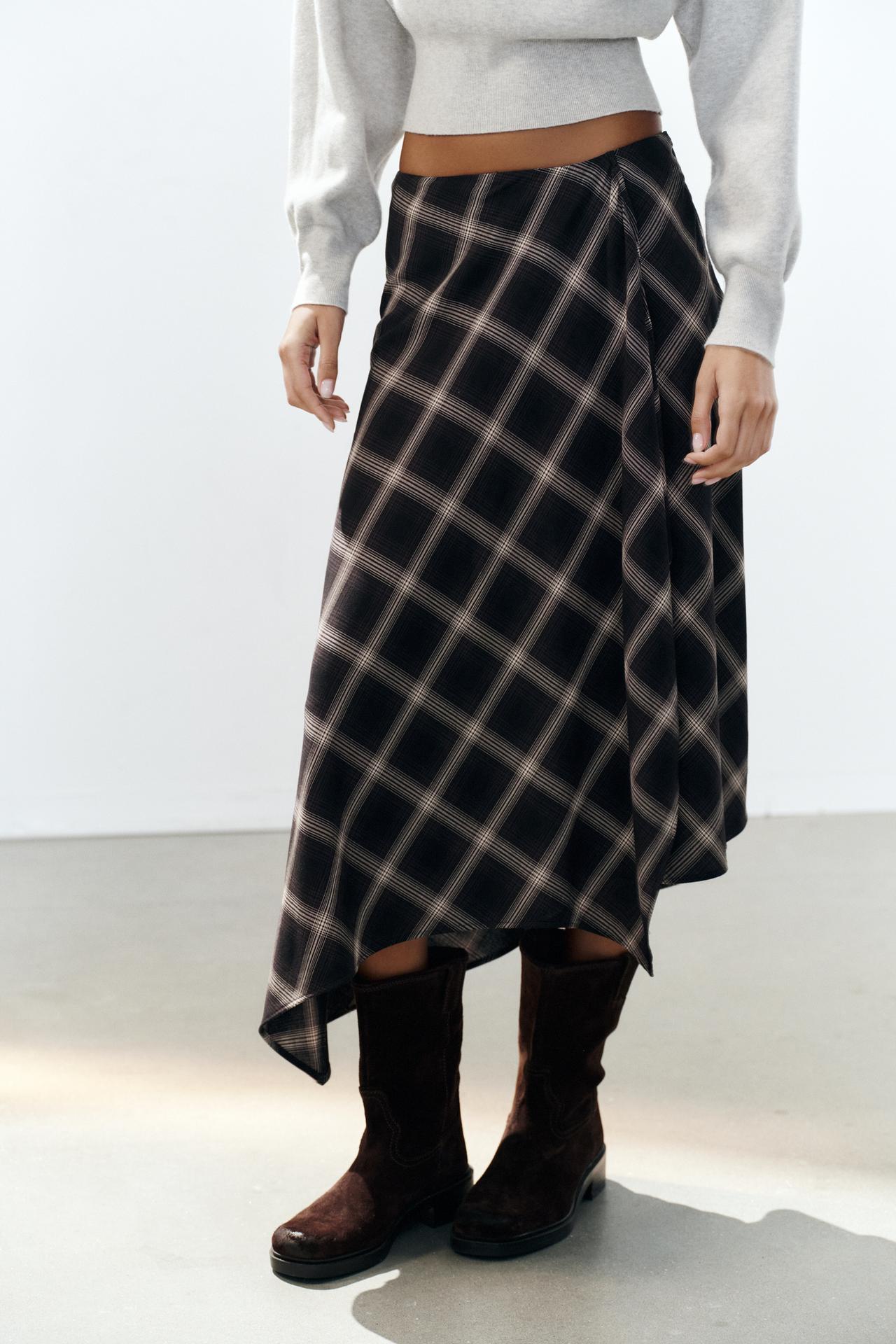 ASYMMETRIC CHECK SKIRT WITH SLIT — Black / Brown