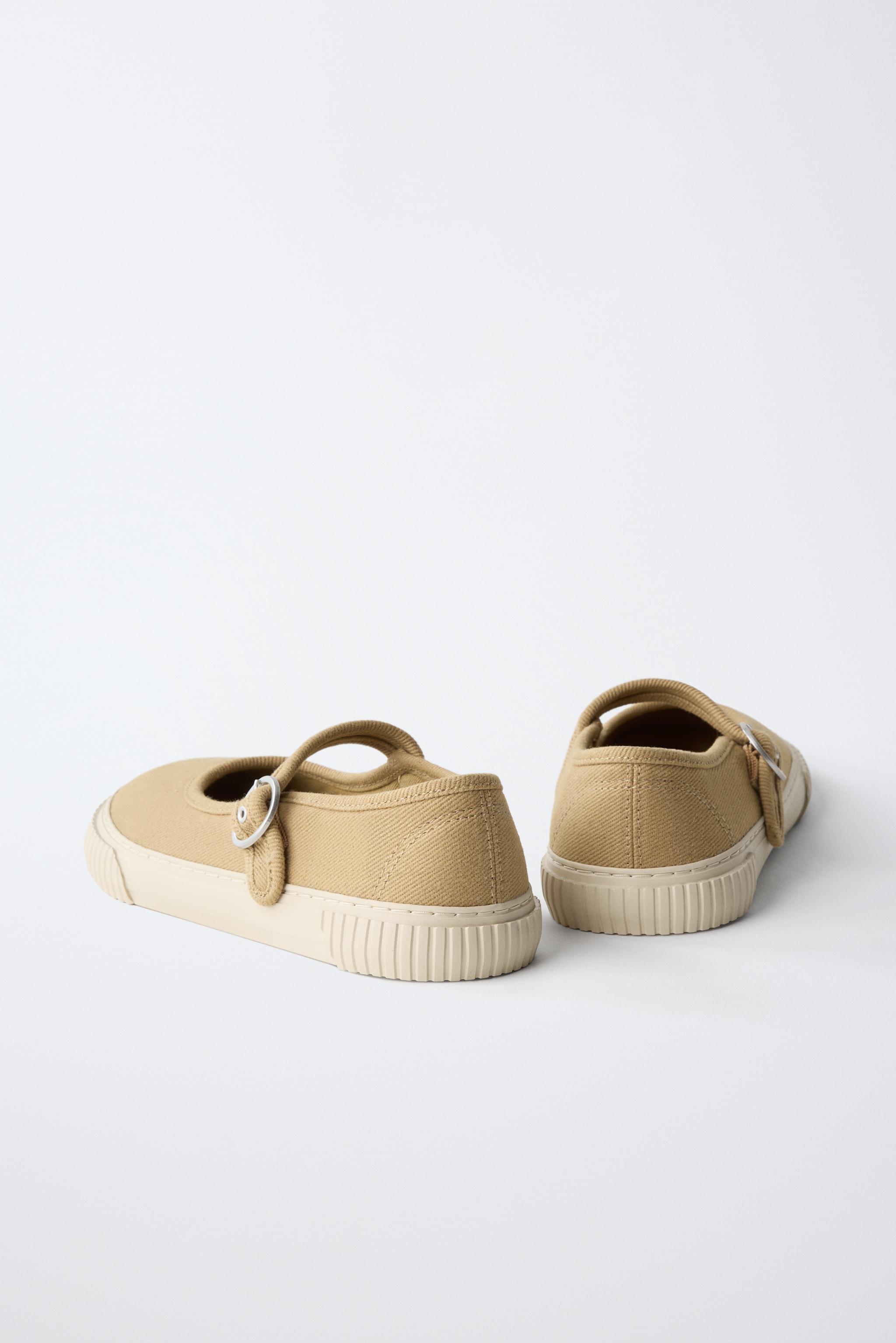BAREFOOT SPORTY BALLET FLATS
