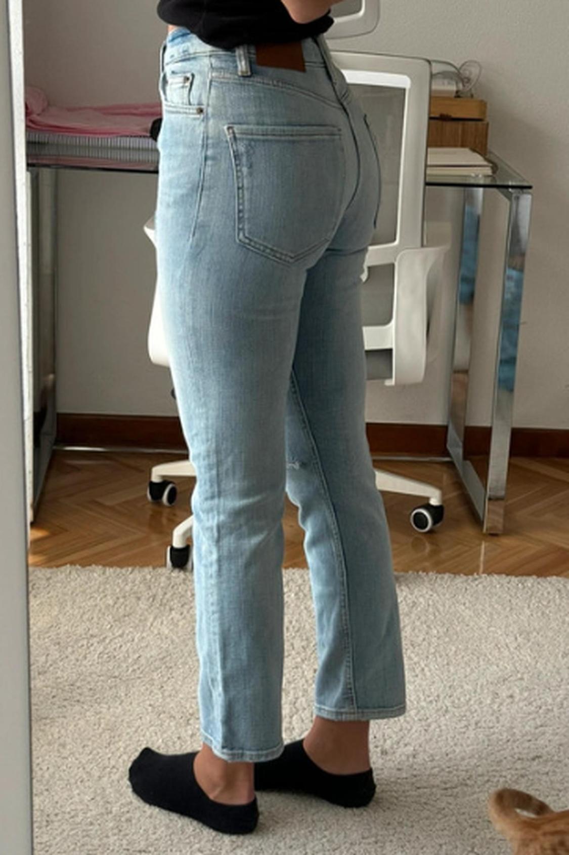 RIPPED MOM JEANS - Image 3