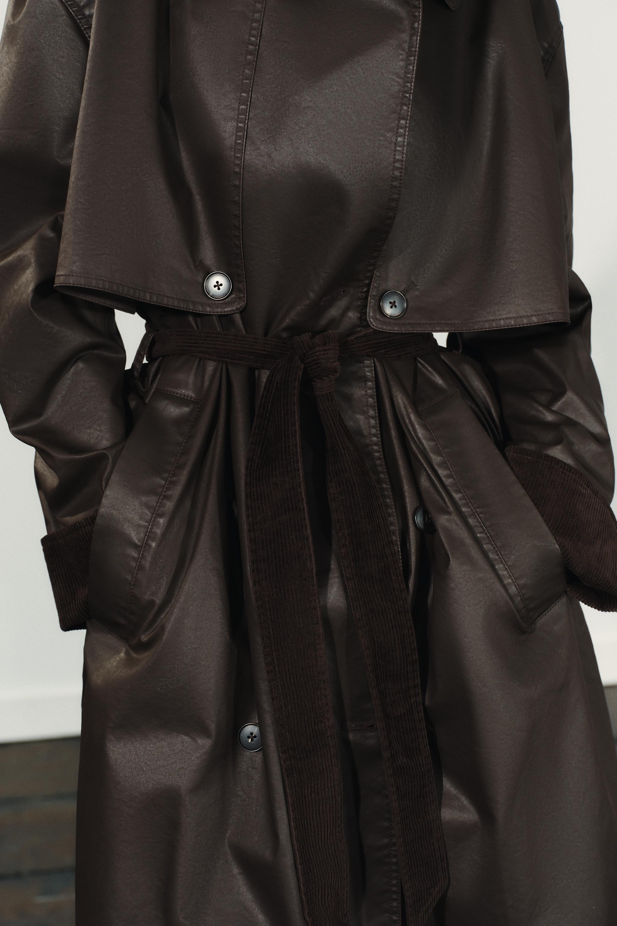 新品　ZARA　ザラ　フェイクレザー　ノースリーブ　トレンチコート　ロングジレ 新品 ZARA ザラ フェイクレザー ノースリーブ トレンチコート