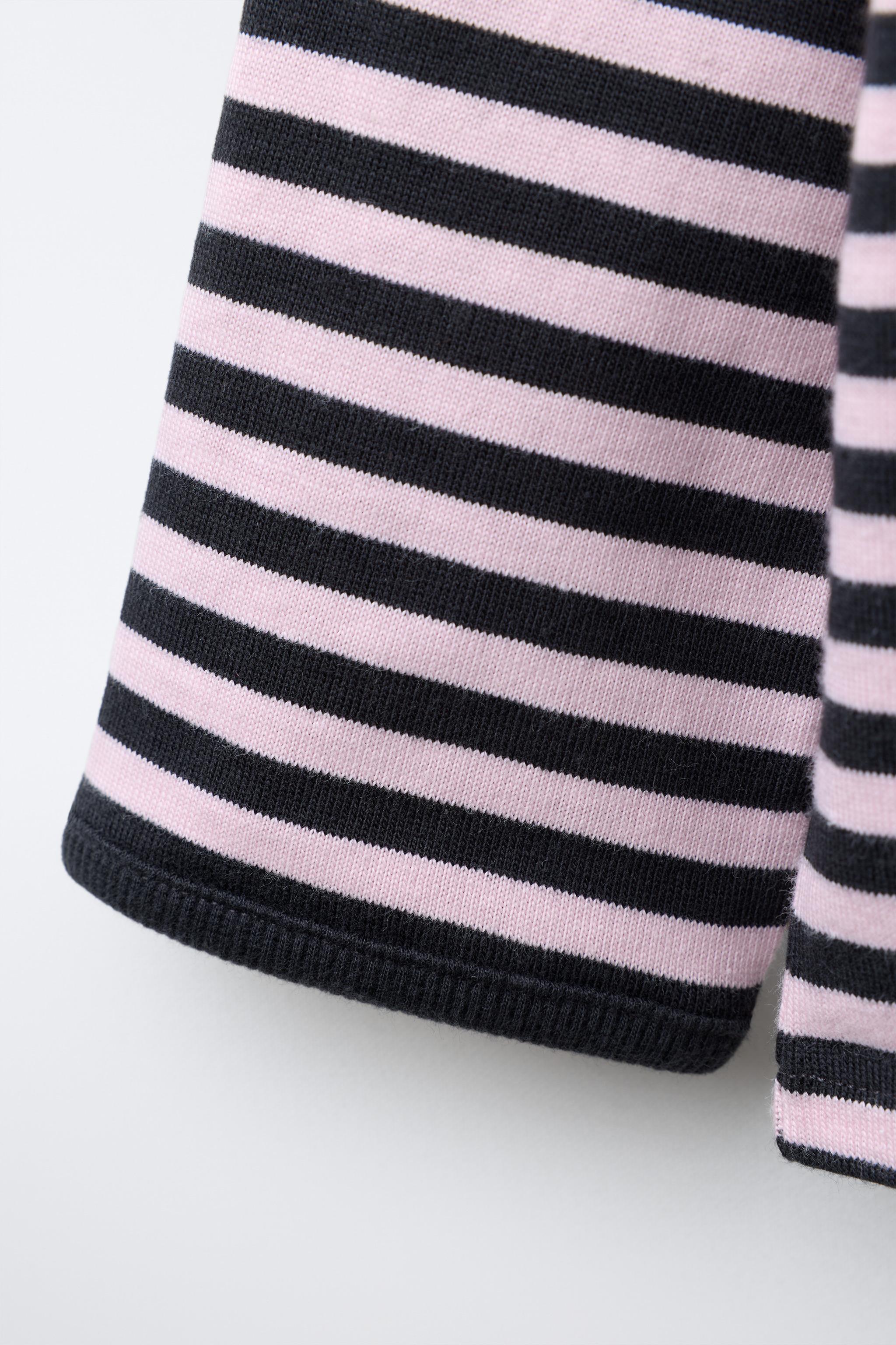 WOVEN STRIPED HEART EMBROIDERY T-SHIRT