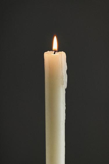 PACK OF LONG DECORATIVE CYLINDRICAL CANDLES (PACK OF 4) - Cream by Zara