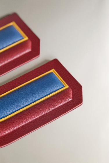 ÉCUSSON CUIR LETTRE U - Multicolore de Zara - Image 1