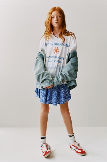 CAMISETA ESTAMPADO TEXTO - Blanco de Zara
