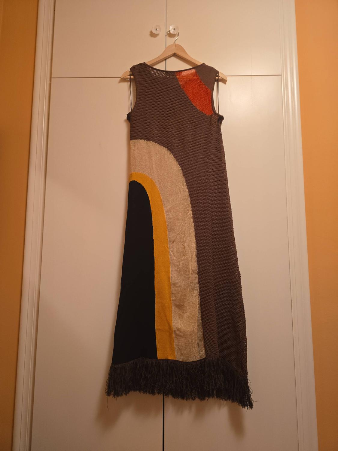 KNIT COLOUR BLOCK DRESS - Image 2