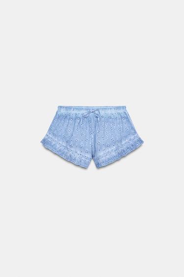 SHORTS MIT LOCHSTICKEREI IN VERWASCHENER OPTIK - Einfarbig von Zara