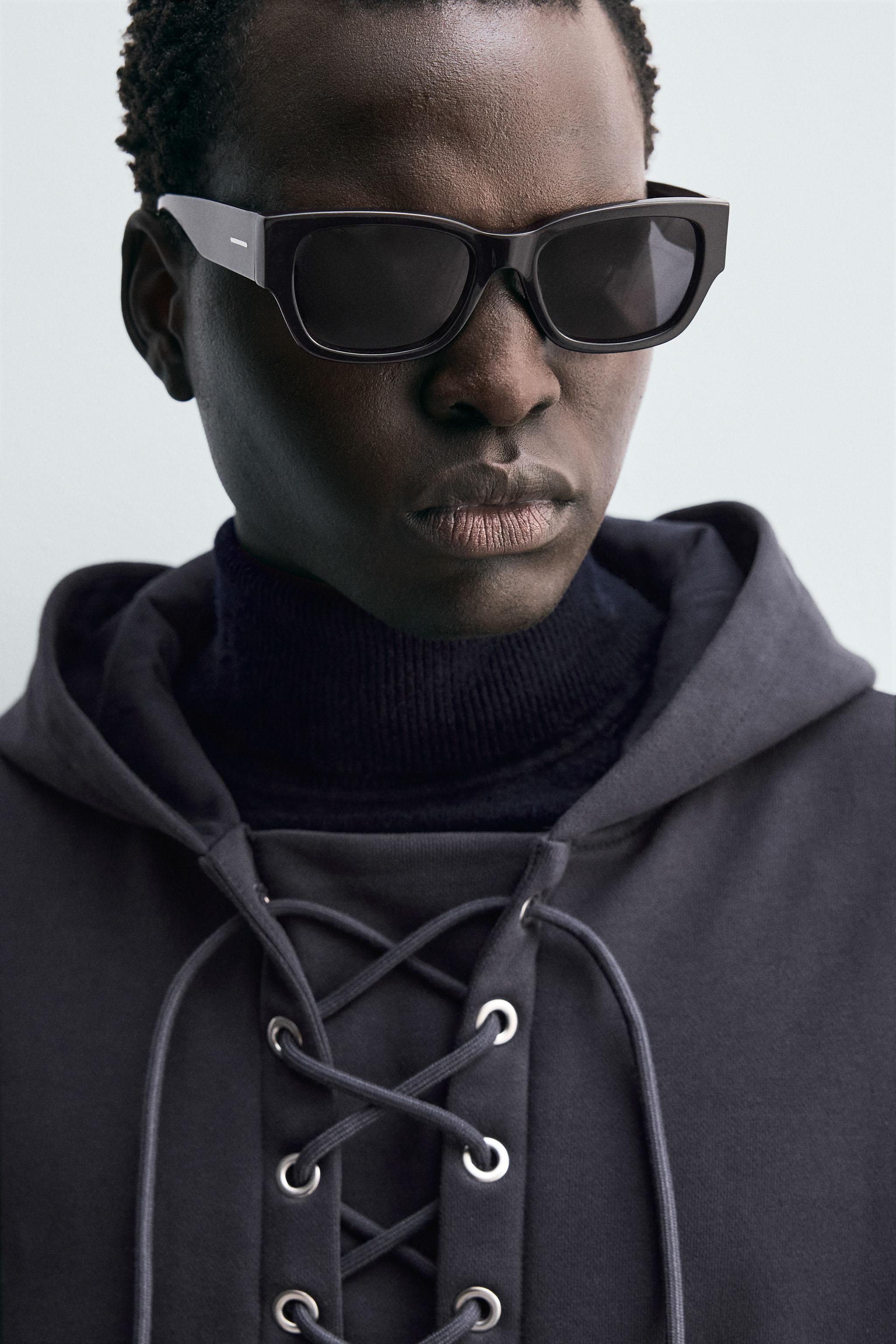 TEXTURED DRAWSTRING SWEATSHIRT