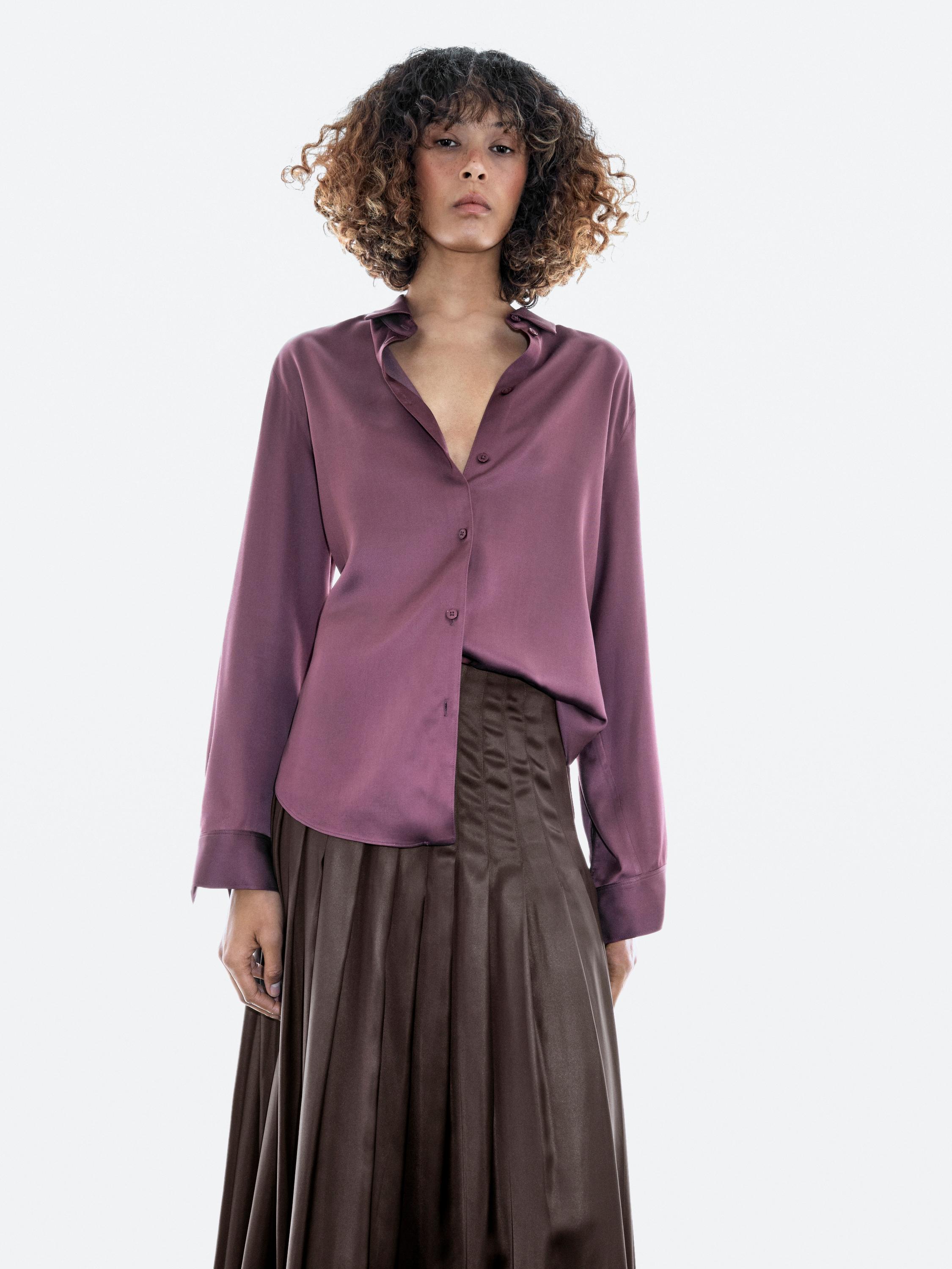 Jupe midi à plis nervurés finition enduite