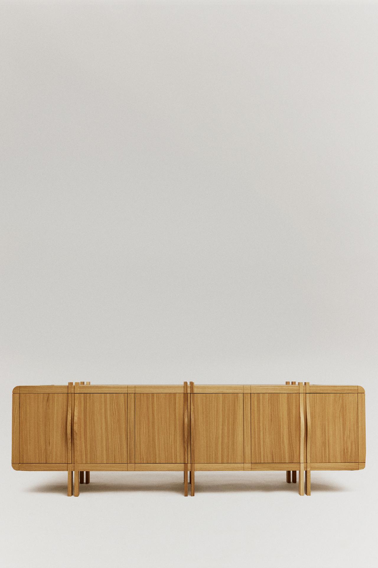 THE PATIENT SIDEBOARD