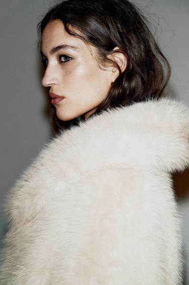 FAUX FUR COLLARED JACKET - Ecru by Zara