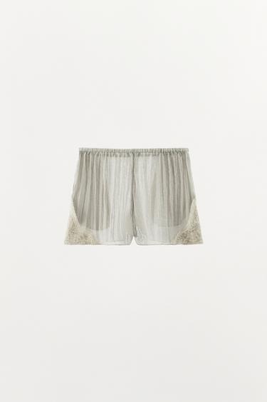SHORT EN DENTELLE BRODÉE - Verdâtre de Zara - Image 4