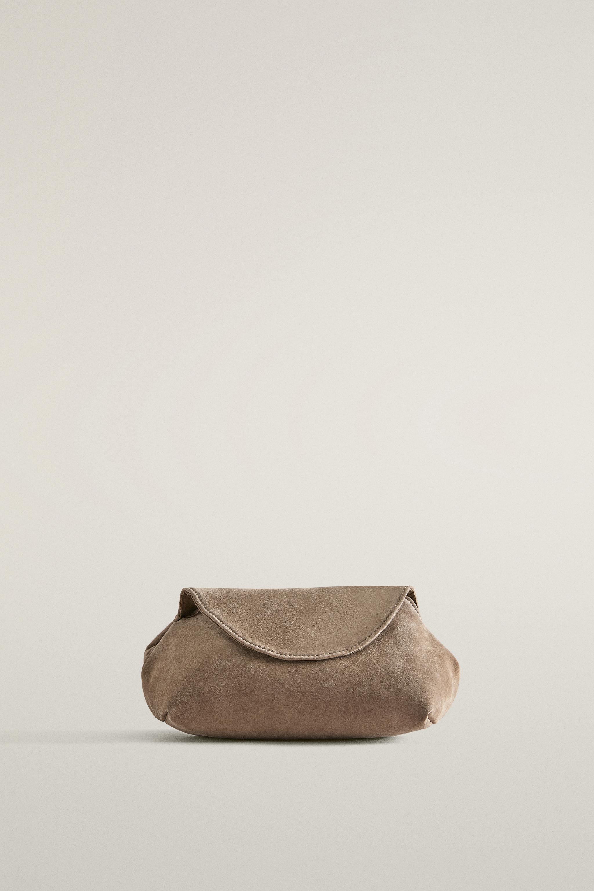 TOILETRY BAG IN SOFT LEATHER - Greenish | ZARA United States