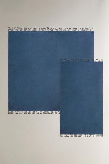 FRINGED COTTON BEACH TOWEL - Mid-blue by Zara