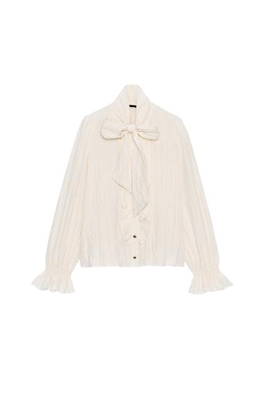 リンクル加工リボンシャツエクリュZaraのリンクル加工リボンシャツ - エクリュ 