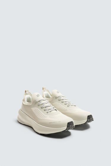 RUNNING TRAINERS - White by Zara